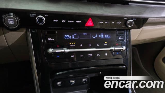 Kia Carnival 4세대 бензин 9인승 High Limousine(компания по спецнадстройкам), 2023 17