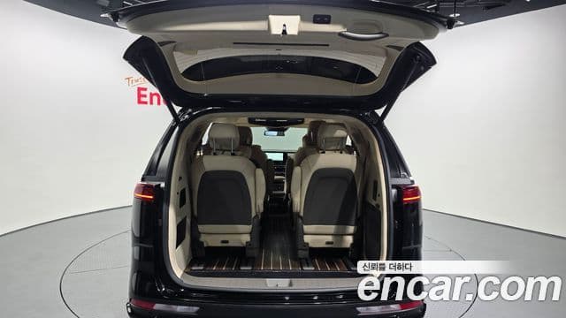 Kia Carnival 4세대 бензин 9인승 High Limousine(компания по спецнадстройкам), 2023 20
