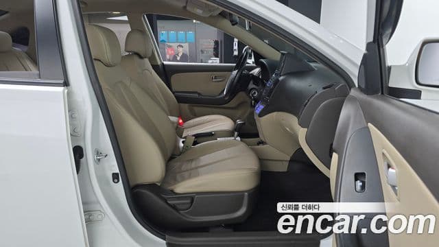 Hyundai Avante HD Premier, 2008 10