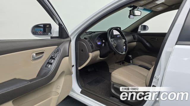 Hyundai Avante HD Premier, 2008 11