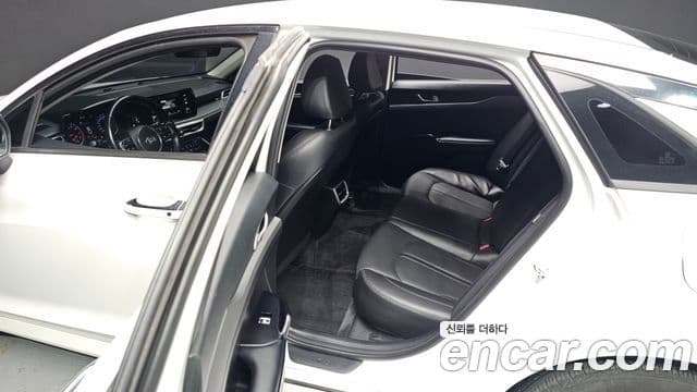 Kia K5 3세대 Standard, 2020 13