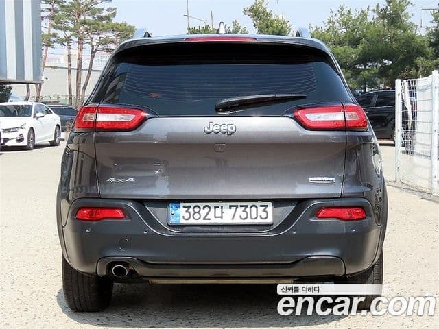Jeep Cherokee(KL) 2.4 Longitude high AWD, 2016 4