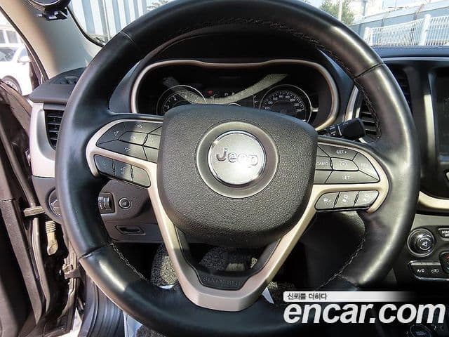 Jeep Cherokee(KL) 2.4 Longitude high AWD, 2016 8