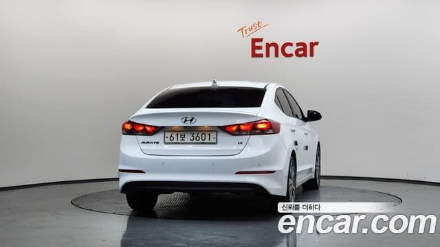 Hyundai Avante AD 1.6 GDI Value Plus, 2018 4