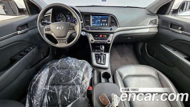 Hyundai Avante AD 1.6 GDI Value Plus, 2018 7