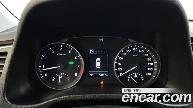 Hyundai Avante AD 1.6 GDI Value Plus, 2018 8