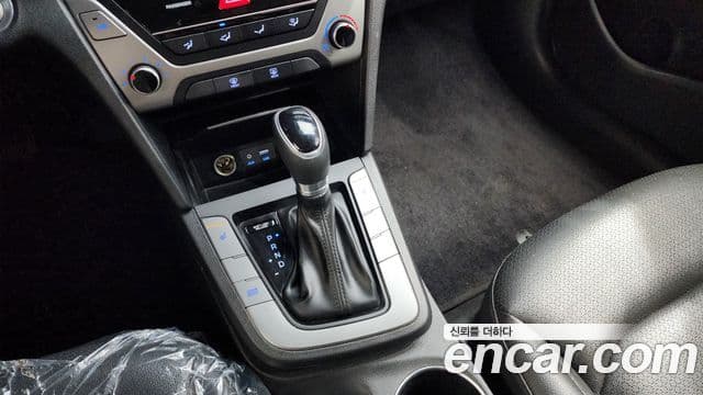 Hyundai Avante AD 1.6 GDI Value Plus, 2018 9