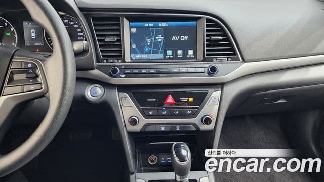 Hyundai Avante AD 1.6 GDI Value Plus, 2018 14