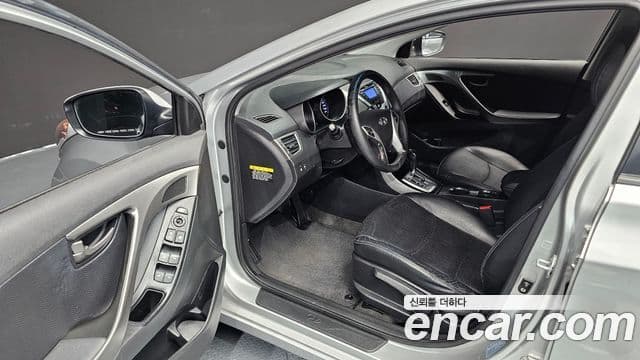 Hyundai Avante MD Luxury, 2012 10