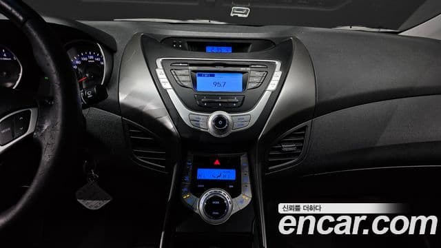 Hyundai Avante MD Luxury, 2012 18