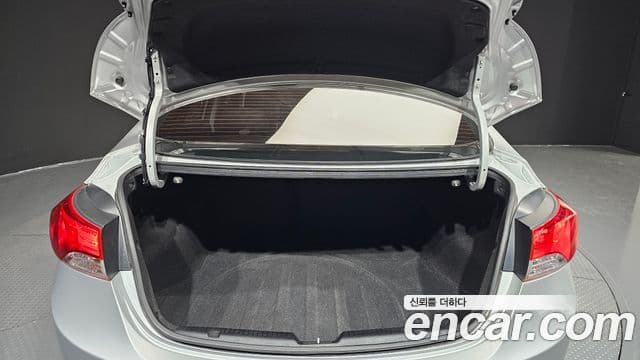 Hyundai Avante MD Luxury, 2012 20