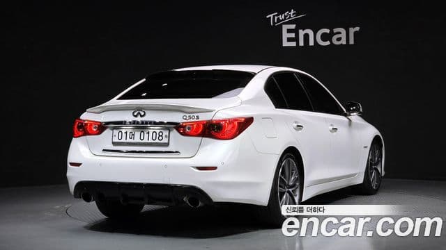 Infiniti Q50 3.5 гибрид Smart пакет, 2016 2