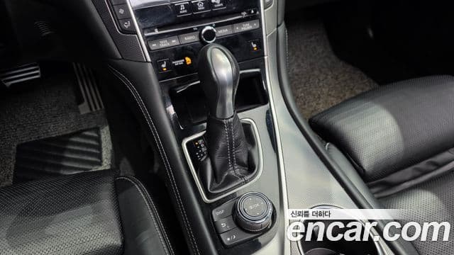 Infiniti Q50 3.5 гибрид Smart пакет, 2016 9