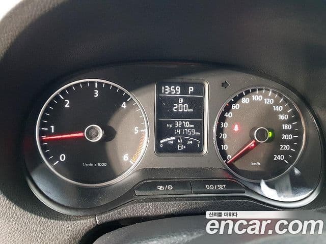 Volkswagen 폴로 5세대, 2014 7