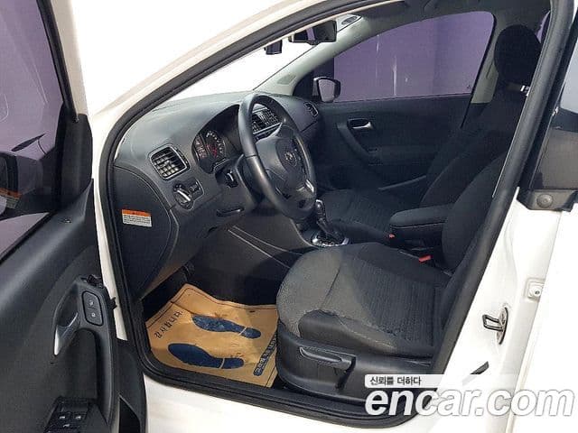 Volkswagen 폴로 5세대, 2014 8