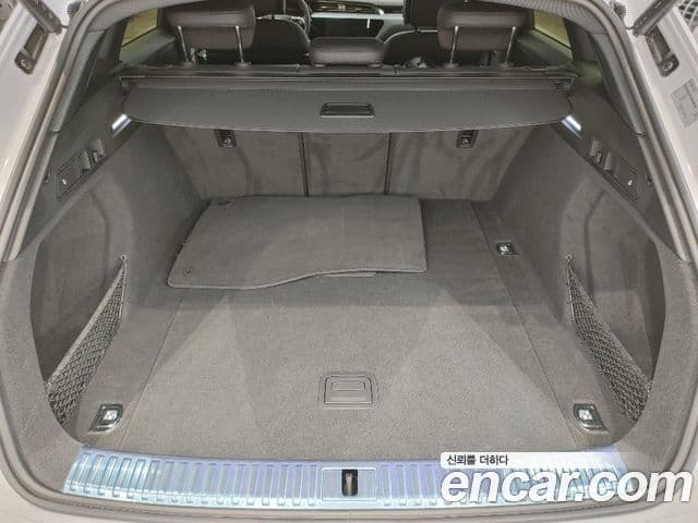 Audi e-Tron, 2022 19