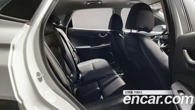 Hyundai Kona Modern pop, 2018 12