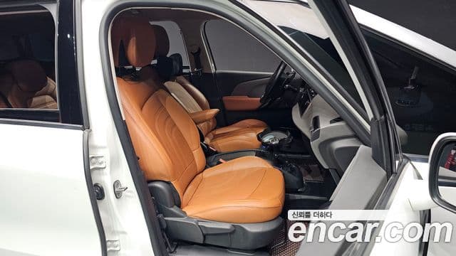 Ситроен / DS Grand C4 피카소 1.6 B-HDI Feel (название комплектации), 2018 10