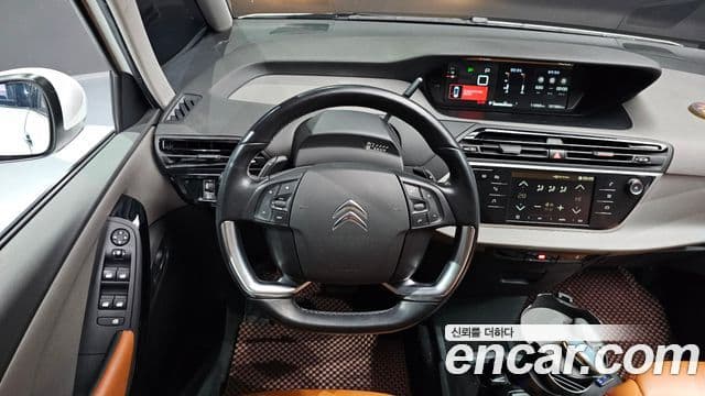 Ситроен / DS Grand C4 피카소 1.6 B-HDI Feel (название комплектации), 2018 13