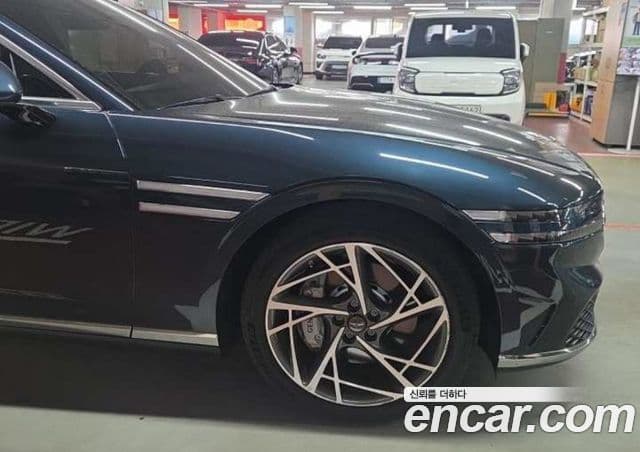 Genesis G90 (RS4) бензин 3.5 турбо AWD, 2023 8