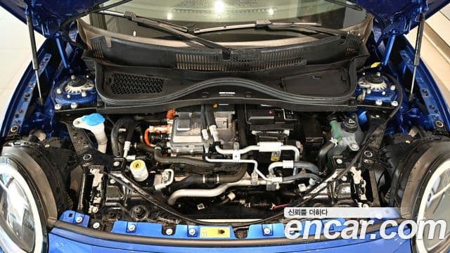 Mini Cooper Электрический (Electric) 4세대 SE favored, 2024 6