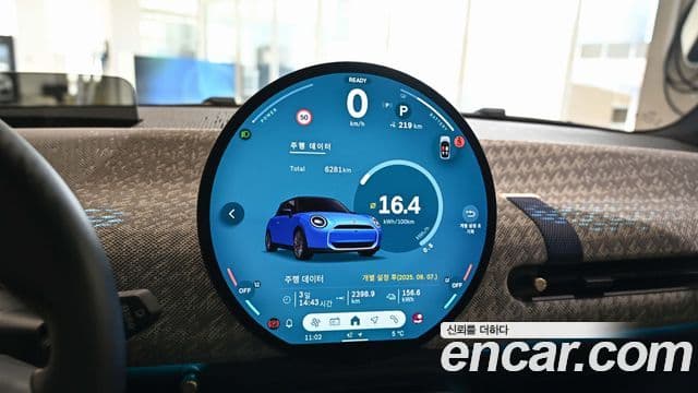 Mini Cooper Электрический (Electric) 4세대 SE favored, 2024 9