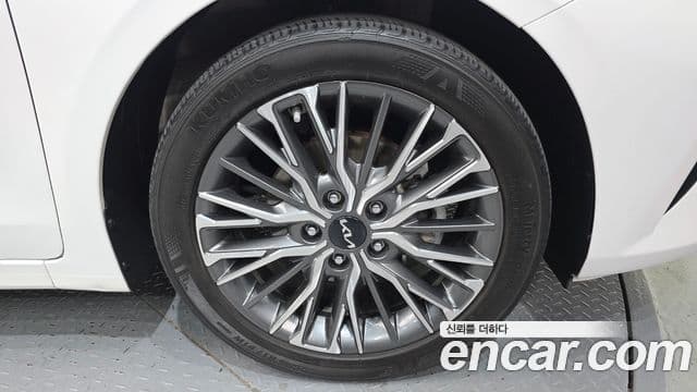 Kia The / новый New K3 2세대 Noblesse, 2022 все фото