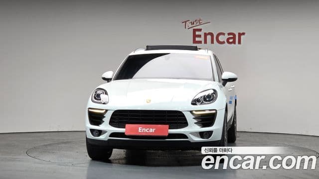 Porsche Macan 95B, 2016 3