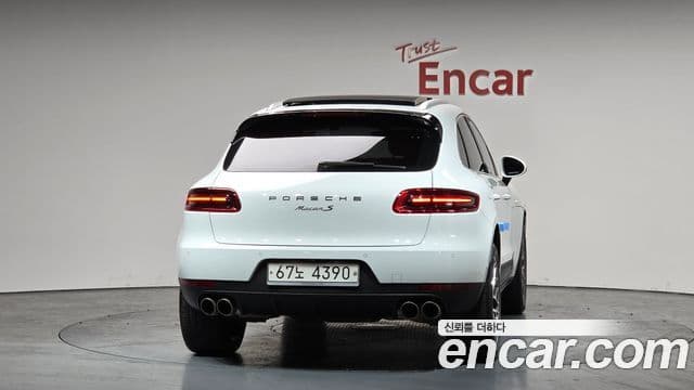 Porsche Macan 95B, 2016 4