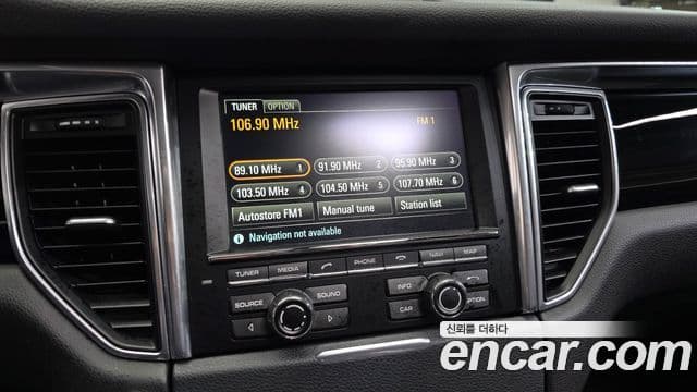 Porsche Macan 95B, 2016 14