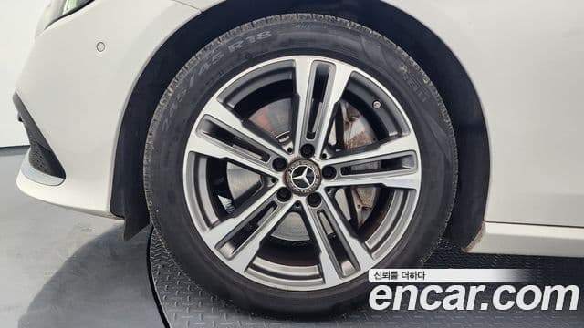 Mercedes-Benz E-класс W213 Avantgarde, 2021 все фото