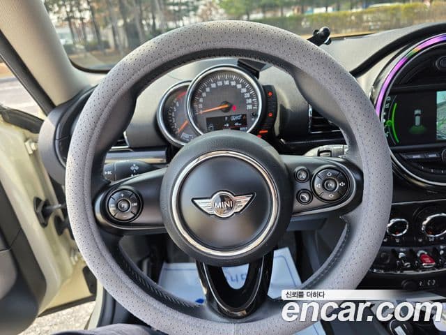 Mini Cooper S 클럽맨 2세대, 2017 12