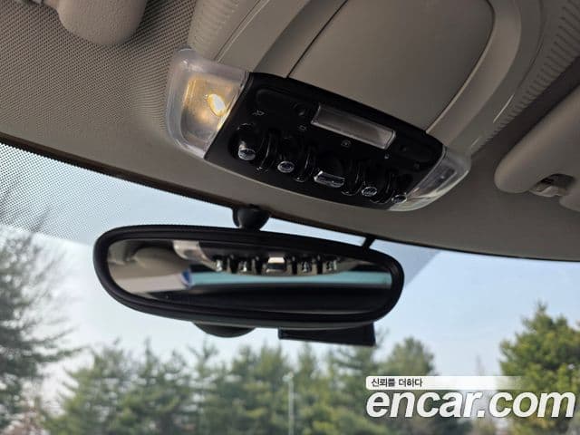 Mini Cooper S 클럽맨 2세대, 2017 16