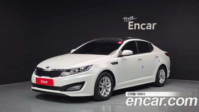 Kia K5 2.0 Deluxe, 2011 1