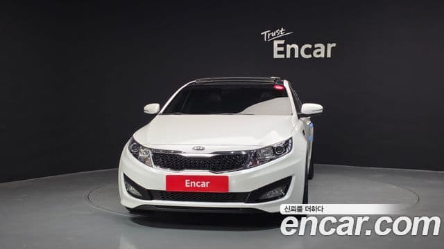 Kia K5 2.0 Deluxe, 2011 3