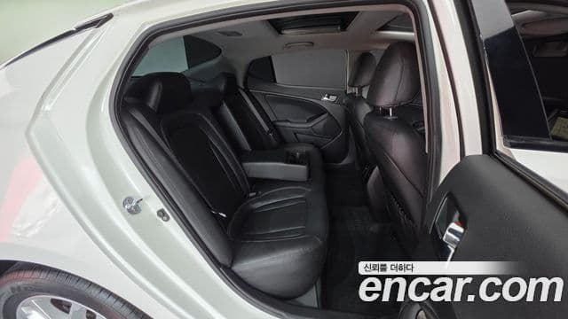 Kia K5 2.0 Deluxe, 2011 19