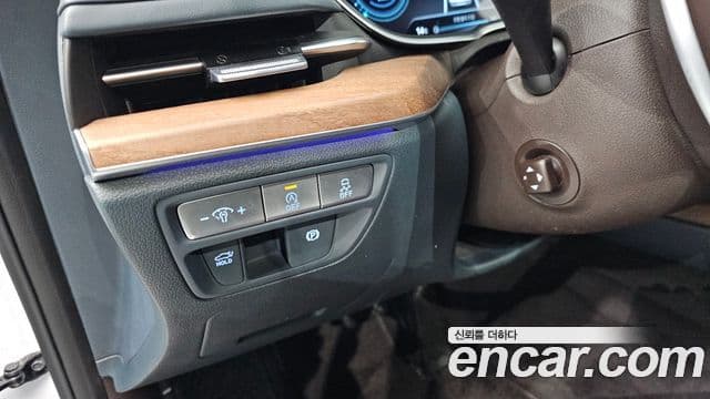 Genesis G80 (RG3) бензин 2.5 турбо AWD, 2023 12