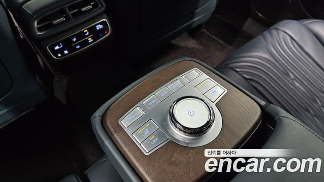 Genesis G80 (RG3) бензин 2.5 турбо AWD, 2023 18