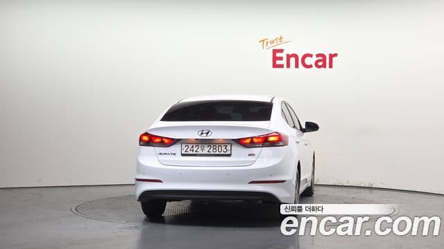 Hyundai Avante AD Style, 2017 4