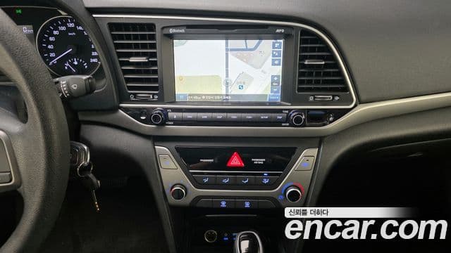 Hyundai Avante AD Style, 2017 19