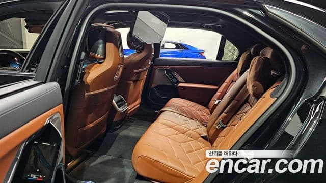 BMW 7시리즈 (G70) 740i xDrive M Sport, 2024 12