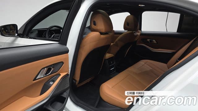 BMW 3시리즈 (G20) 320i M Sport, 2025 11