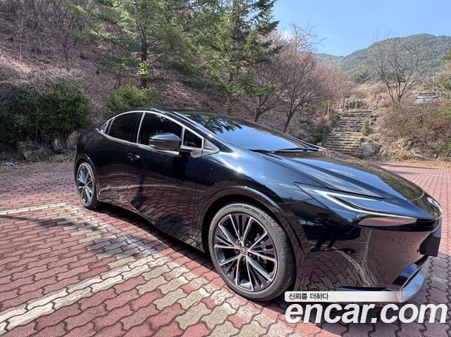 Toyota 프리우스 5세대 2.0 XLE, 2024 17