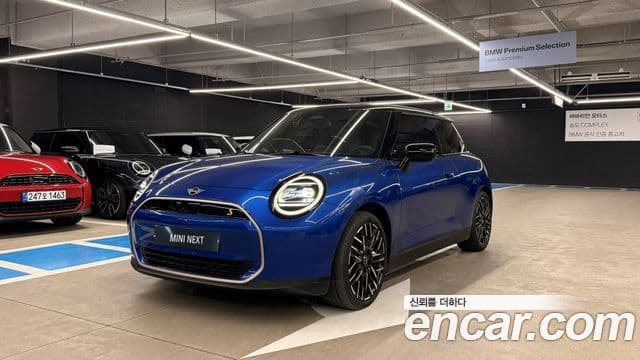 Mini Cooper Электрический (Electric) 4세대 SE favored, 2024 1