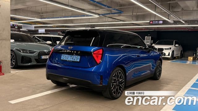 Mini Cooper Электрический (Electric) 4세대 SE favored, 2024 2