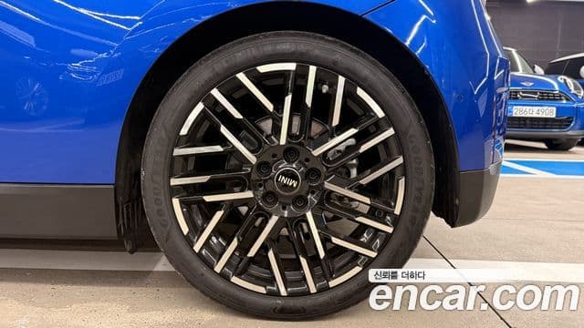 Mini Cooper Электрический (Electric) 4세대 SE favored, 2024 все фото