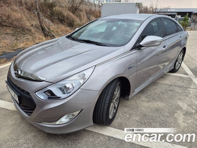 Hyundai Sonata гибрид Premium, 2014 1