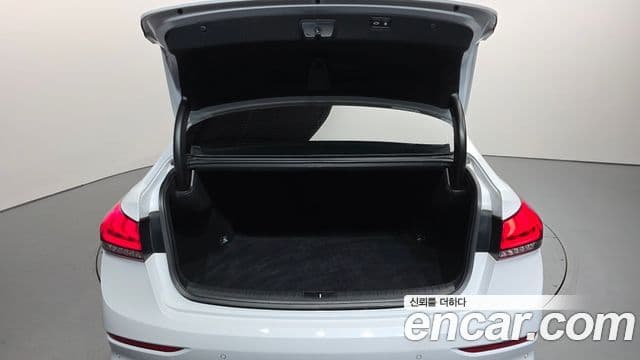 Genesis G80 Sport, 2018 20