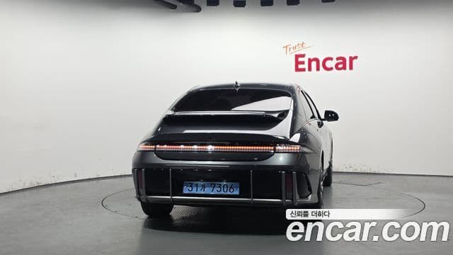 Hyundai Ioniq 6 Prestige, 2023 4