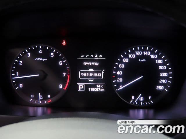 Hyundai LF Sonata 2.0 Smart, 2015 9